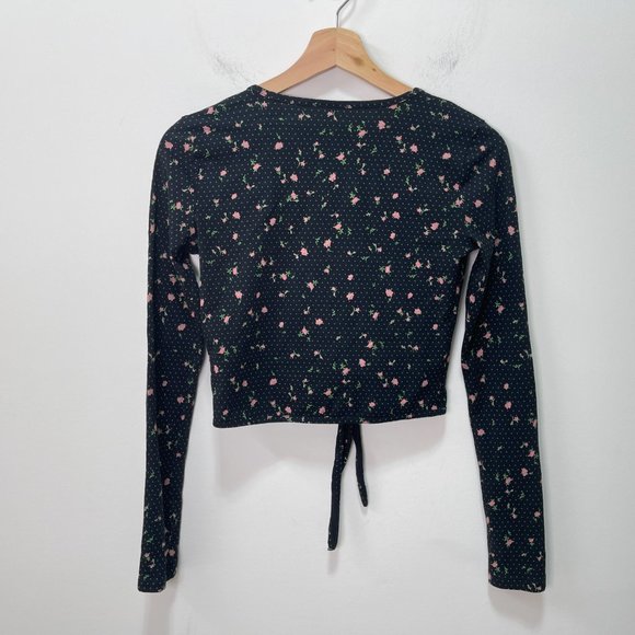 SUNDAY BEST Aritzia Floral Wrap Crop Top sz XS - Picture 9 of 9
